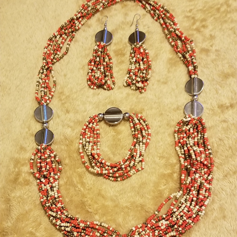 Necklace Set